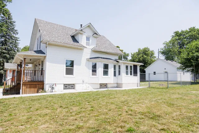 $225,000 | 382 South Elm Avenue, Kankakee, IL 60901