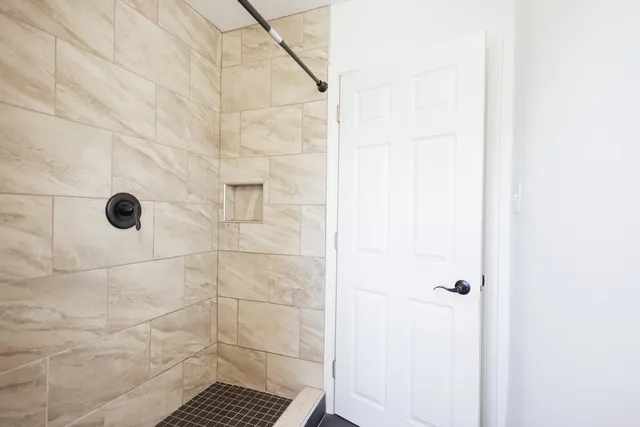 $225,000 | 382 South Elm Avenue, Kankakee, IL 60901