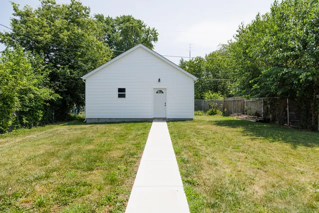 $225,000 | 382 South Elm Avenue, Kankakee, IL 60901