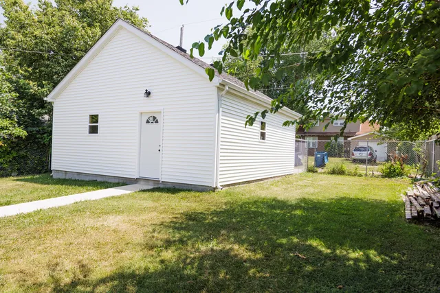 $225,000 | 382 South Elm Avenue, Kankakee, IL 60901