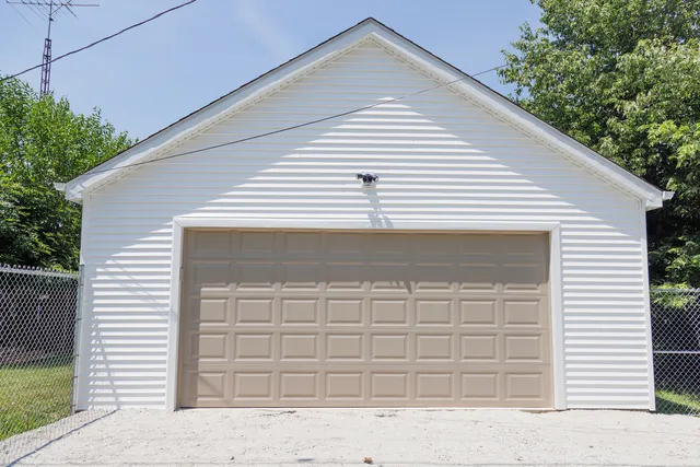 $225,000 | 382 South Elm Avenue, Kankakee, IL 60901