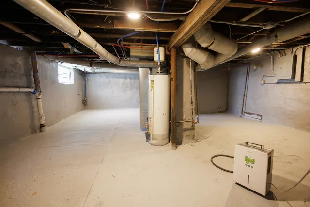 $225,000 | 382 South Elm Avenue, Kankakee, IL 60901