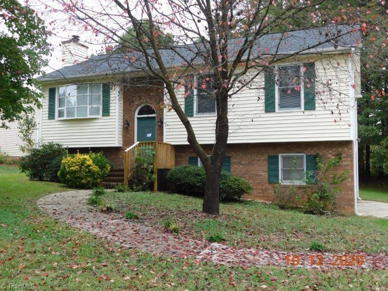 4004 Loch Mere Road High Point, NC 27265 - Photo 1 of 26 Gallery Image 1