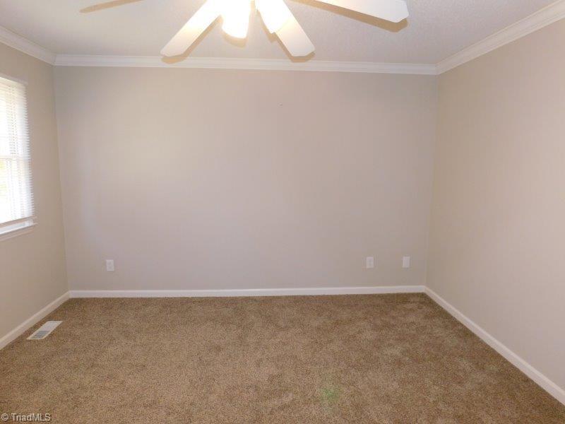 4004 Loch Mere Road High Point, NC 27265 - Photo 11 of 26 Gallery Image 11