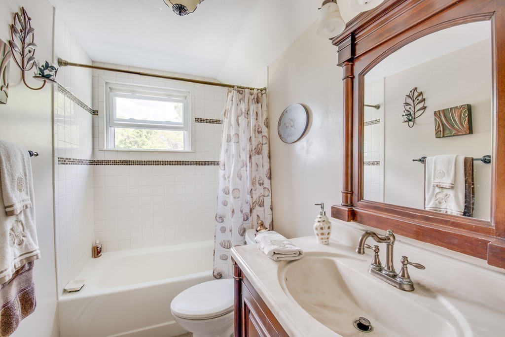 301 Hatherly Road Scituate, MA 02066 - Photo 19 of 27 Gallery Image 19