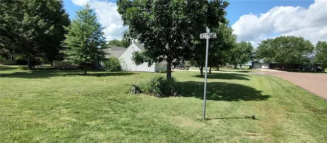 $275,000 | 5 Canary Circle, Iola, KS 66749