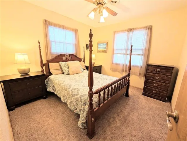 $275,000 | 5 Canary Circle, Iola, KS 66749