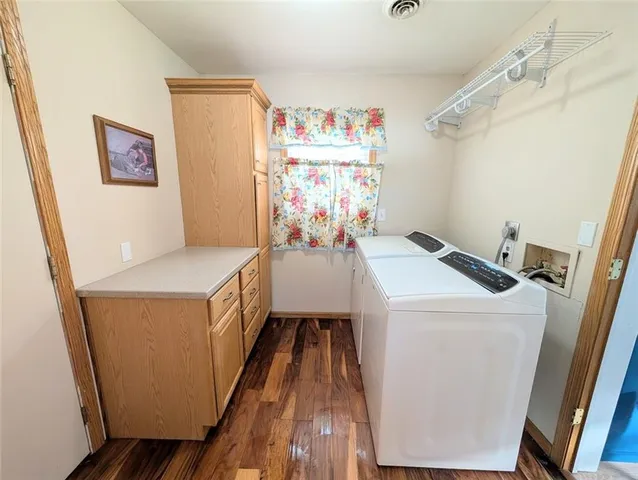 $275,000 | 5 Canary Circle, Iola, KS 66749