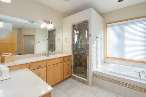 $1,399,000 | 111 Legend Way, Wales, WI 53183