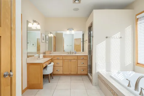 $1,399,000 | 111 Legend Way, Wales, WI 53183