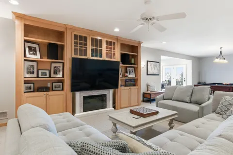 $1,399,000 | 111 Legend Way, Wales, WI 53183