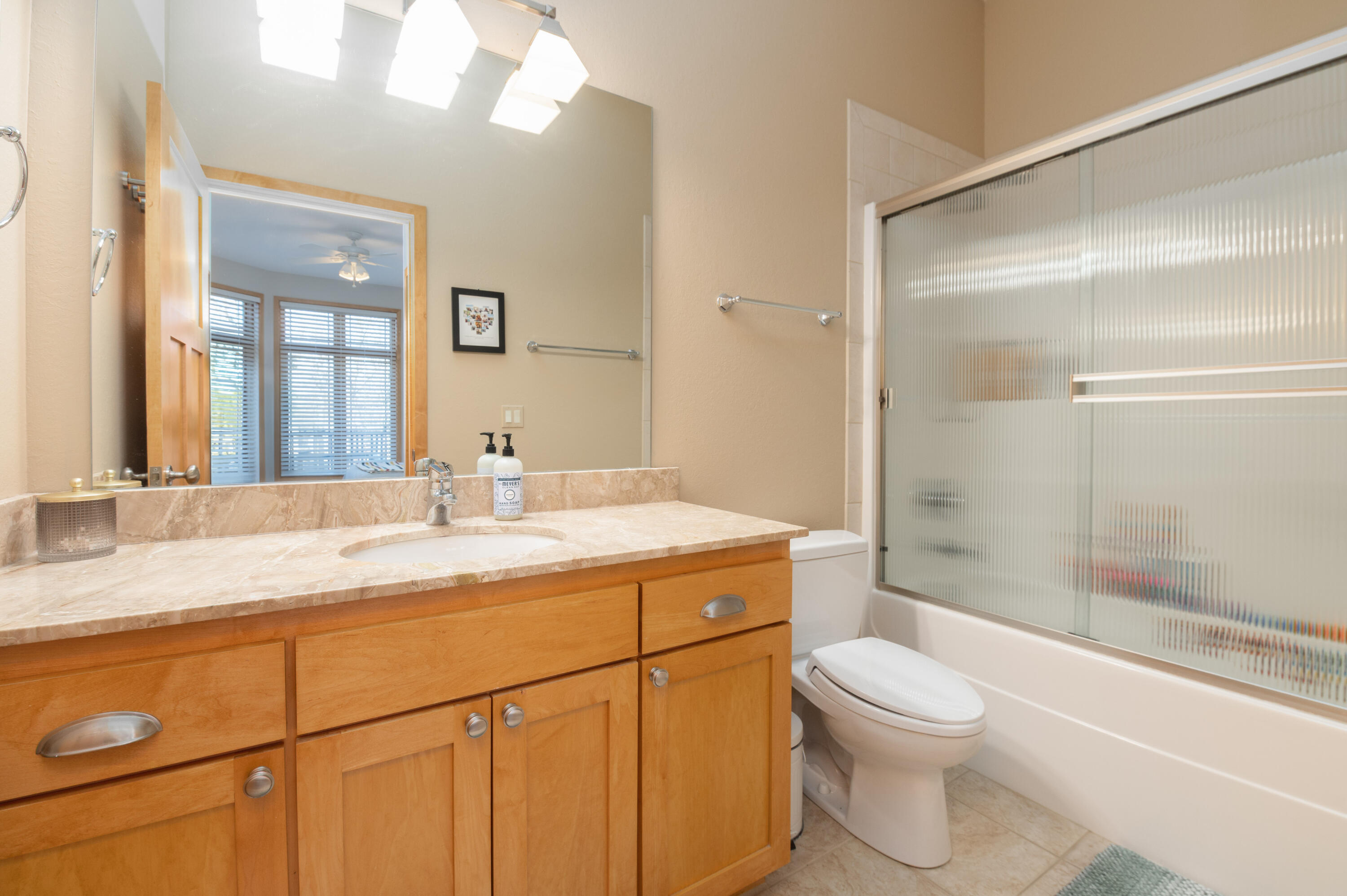 111 Legend Way Wales, WI 53183 - Photo 46 of 72 Bathroom