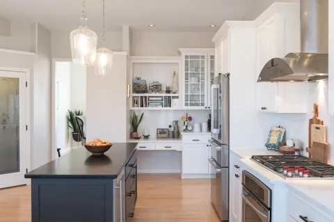 $1,399,000 | 111 Legend Way, Wales, WI 53183