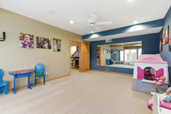 $1,399,000 | 111 Legend Way, Wales, WI 53183