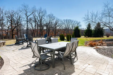 $1,399,000 | 111 Legend Way, Wales, WI 53183