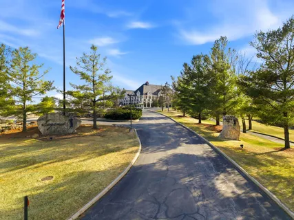 $1,399,000 | 111 Legend Way, Wales, WI 53183