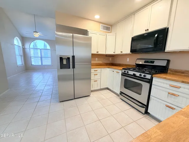 $229,000 | 11045 Thatcher Pond Lane, El Paso, TX 79934