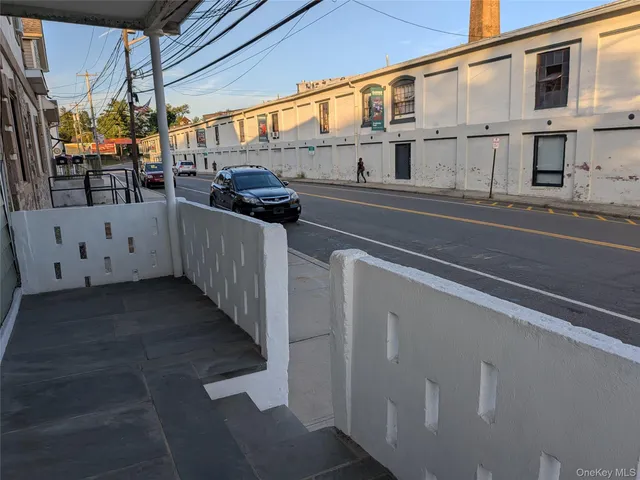 $2,700 | 90-92 West Railroad Avenue, Garnerville, NY 10923