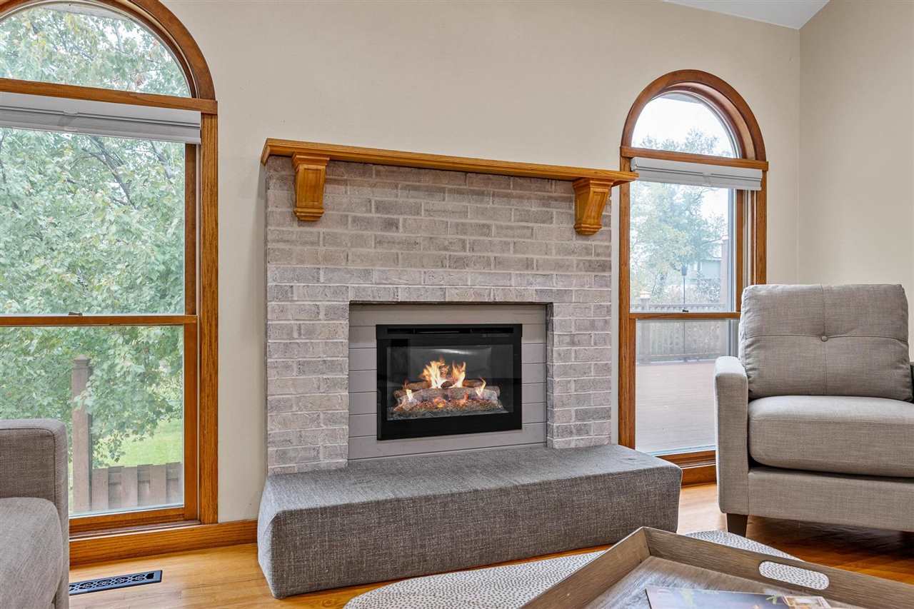 3721 Coppermill Road Northeast Cedar Rapids, IA 52402 - Photo 6 of 44 Gallery Image 6