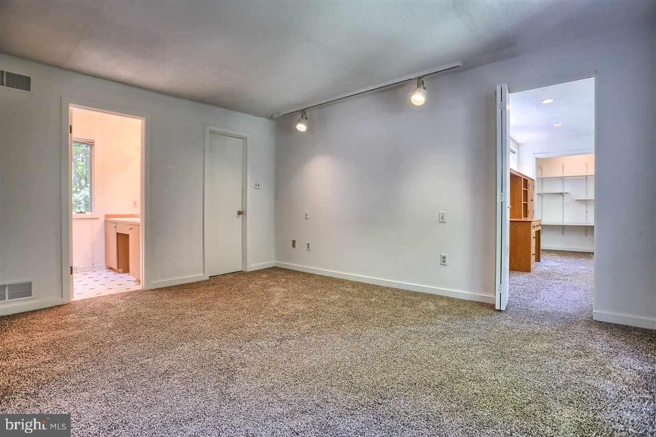 665 Owen Road York, PA 17403 - Photo 29 of 36 Gallery Image 29