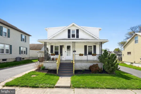 $230,000 | 54 North Patrick Avenue, Littlestown, PA 17340