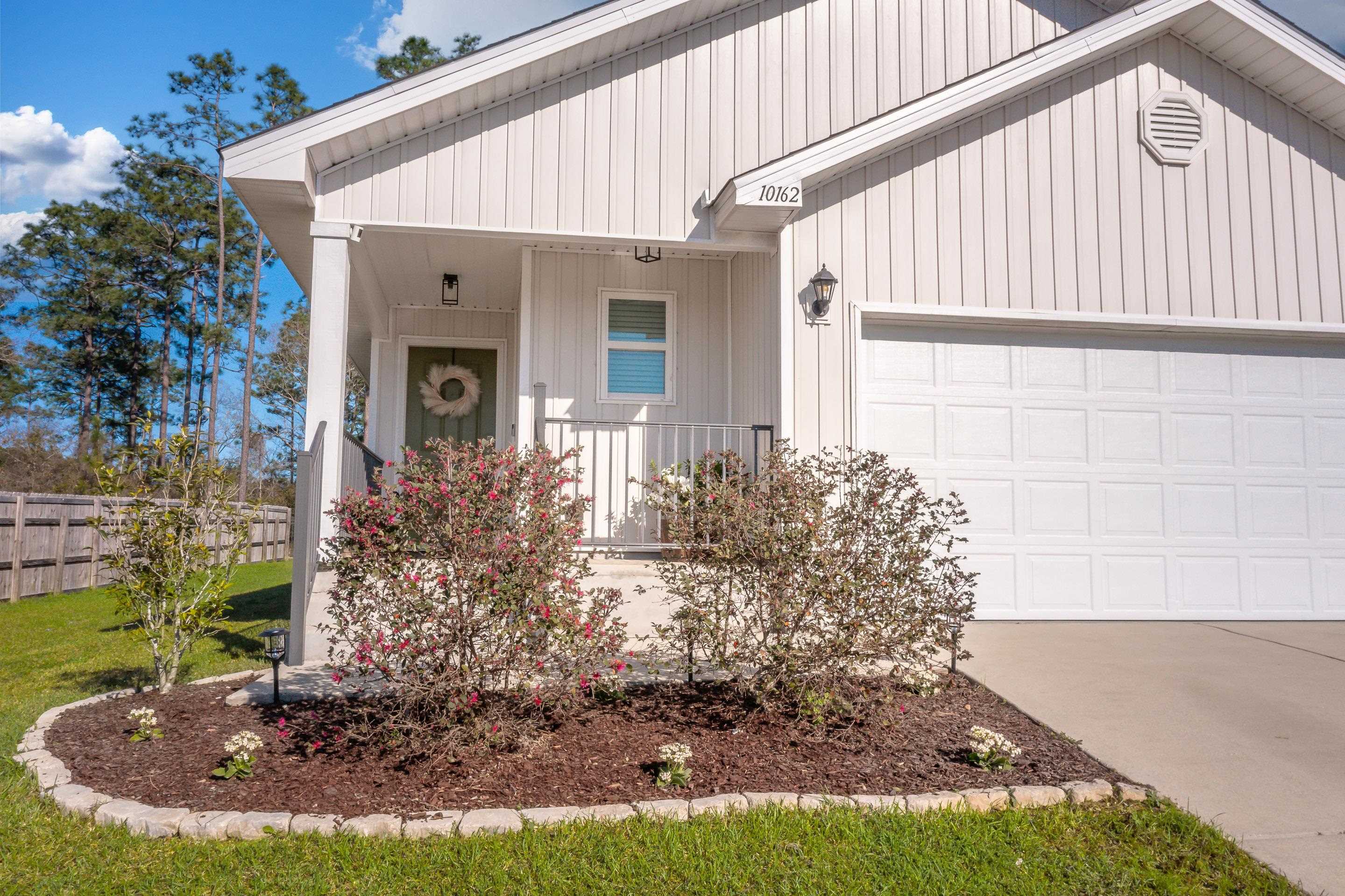 10162 Brodick Loop Daphne, AL 36527 - Photo 6 of 33 Front Of Structure