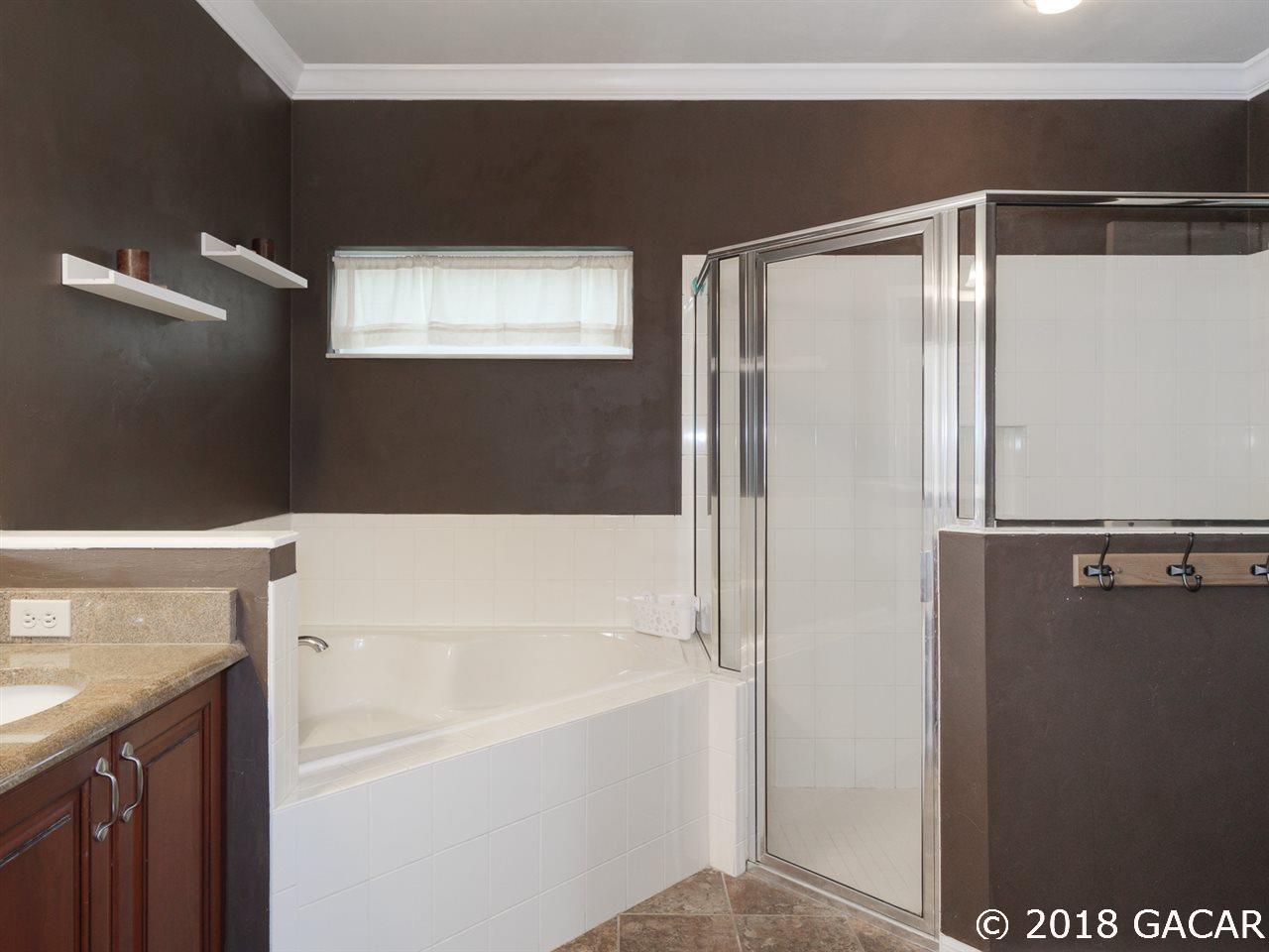10037 Northwest 18th Road Gainesville, FL 32606 - Photo 14 of 27 Gallery Image 14