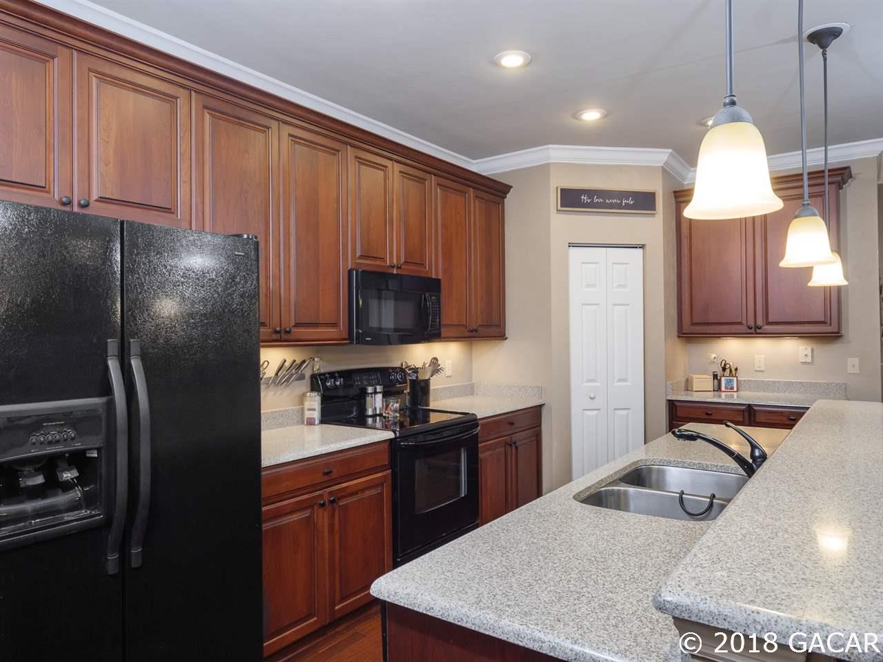 10037 Northwest 18th Road Gainesville, FL 32606 - Photo 10 of 27 Gallery Image 10