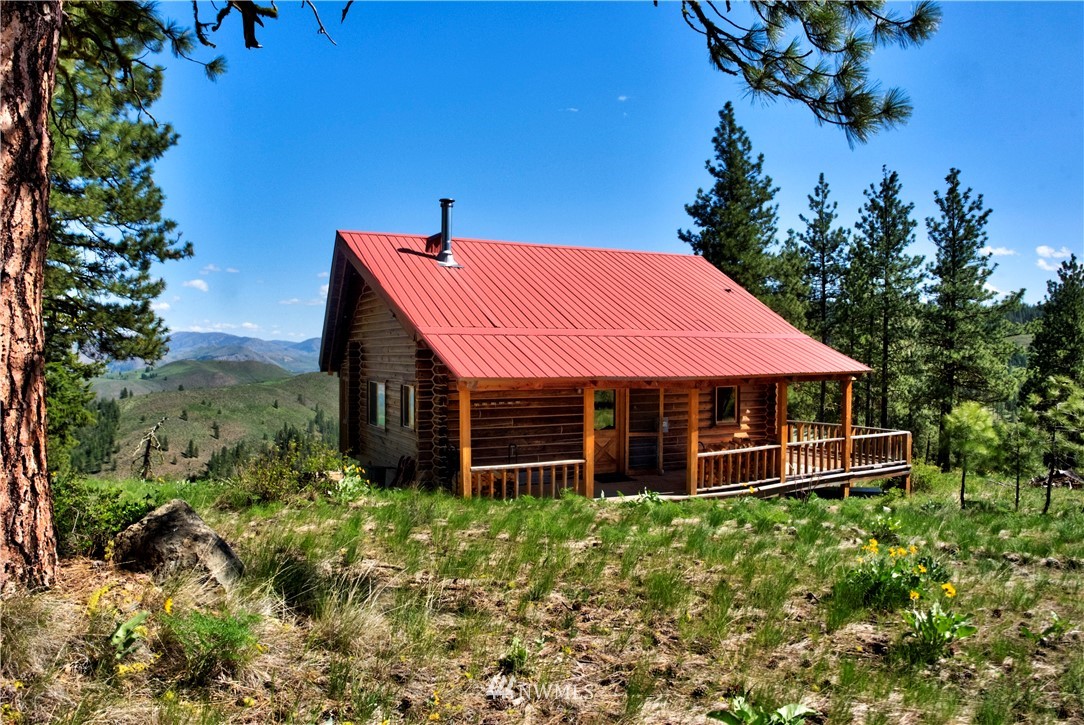 28 Nighthawk Ridge Road Winthrop, WA 98862 - Photo 3 of 40 Gallery Image 3