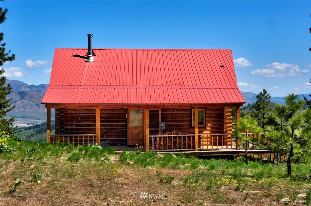 28 Nighthawk Ridge Road Winthrop, WA 98862 - Photo 4 of 40 Gallery Image 4