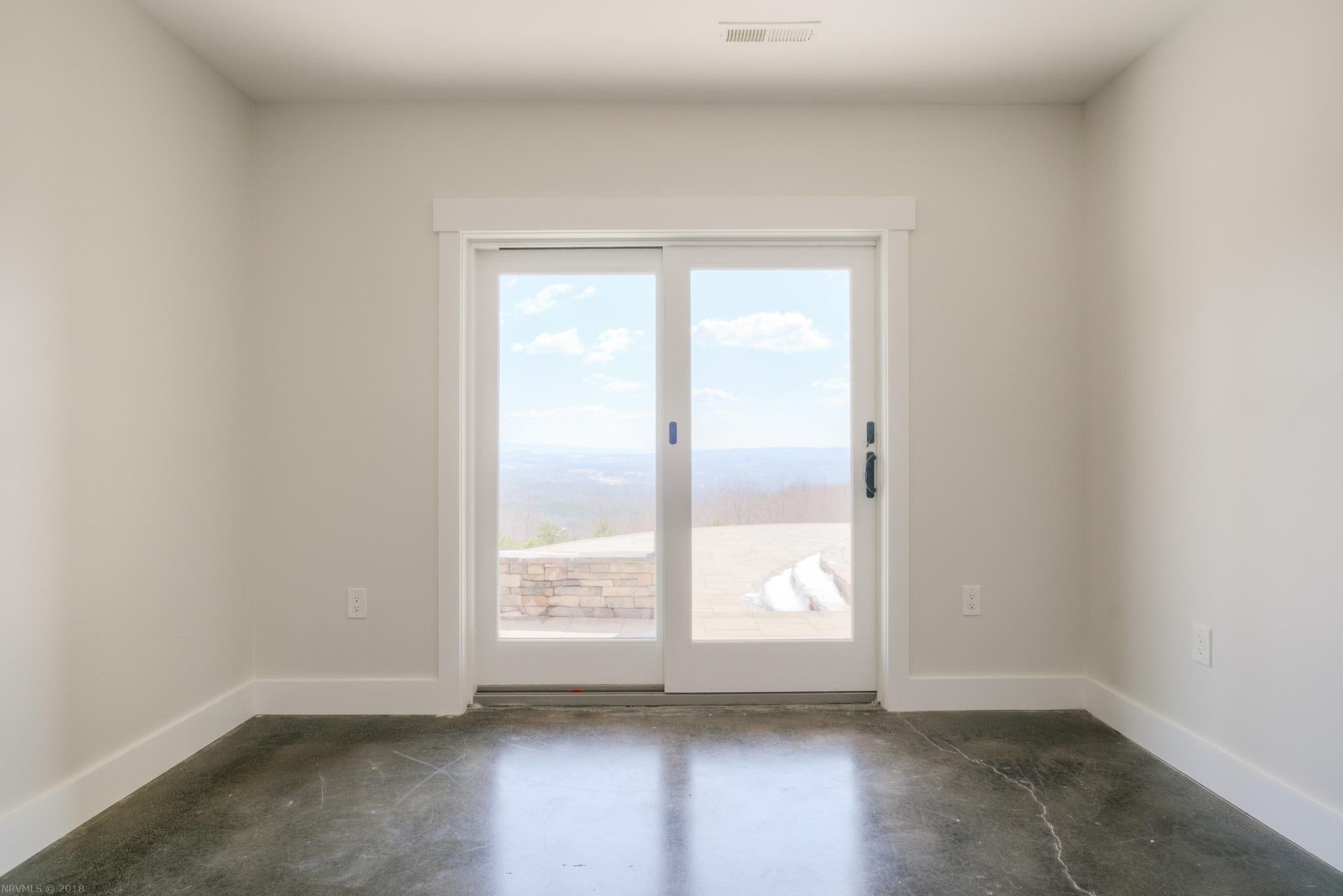 2764 Rutherford Drive Blacksburg, VA 24060 - Photo 48 of 64 Gallery Image 48