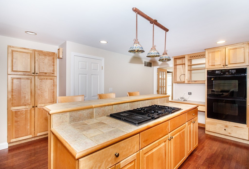 15 Griscom Road Sudbury, MA 01776 - Photo 3 of 18