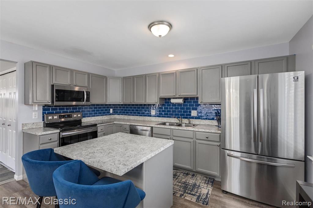 4181 South Wayne Road Wayne, MI 48184 - Photo 10 of 28