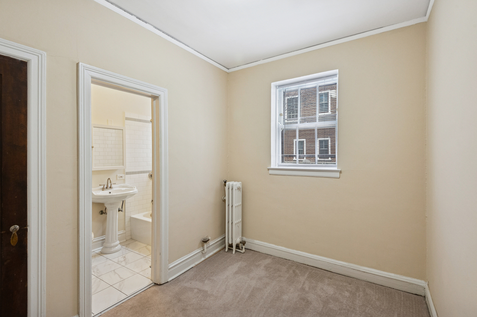 200 South Maple Avenue, Unit G Oak Park, IL 60302 - Photo 14 of 20