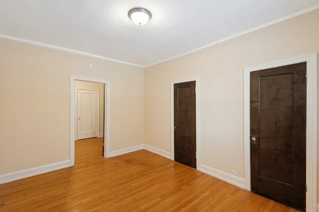 $2,400 | 200 South Maple Avenue, Unit G, Oak Park, IL 60302