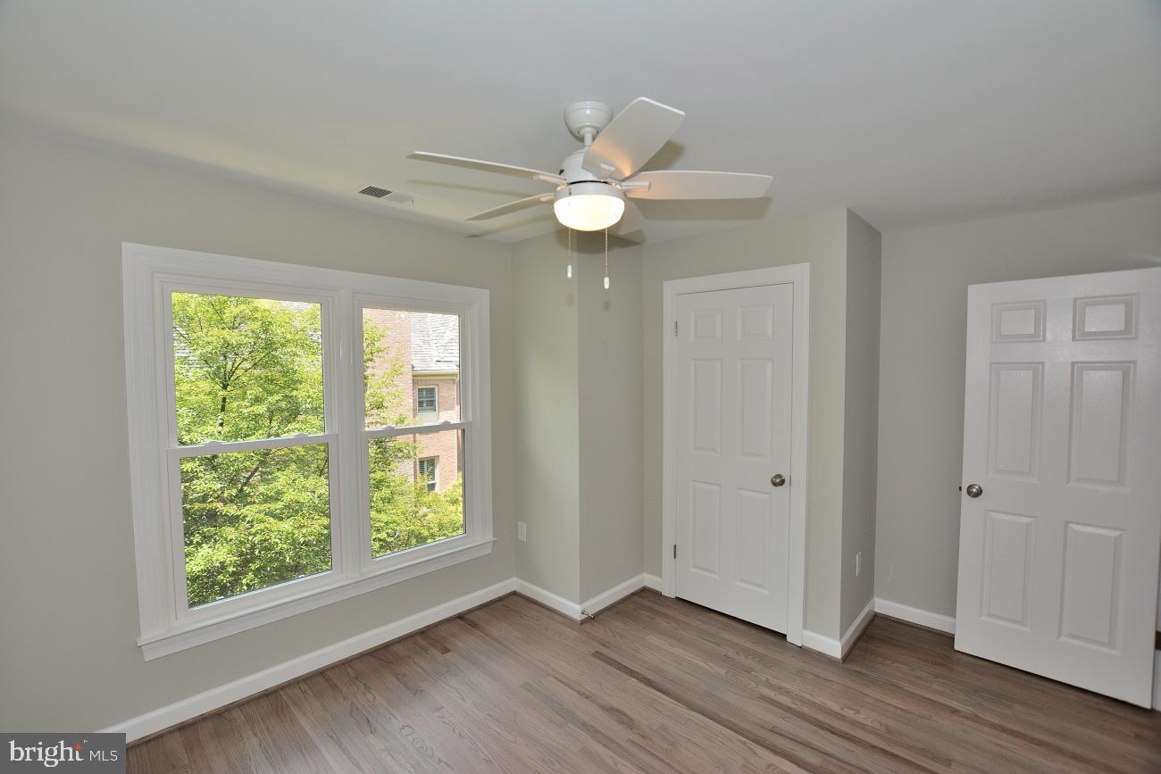 1548 Hampton Hill Circle McLean, VA 22101 - Photo 28 of 39 Third Bedroom