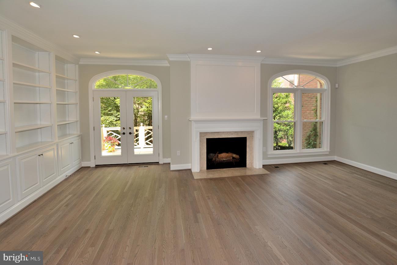 1548 Hampton Hill Circle McLean, VA 22101 - Photo 7 of 39 Living room with access to back deck.
