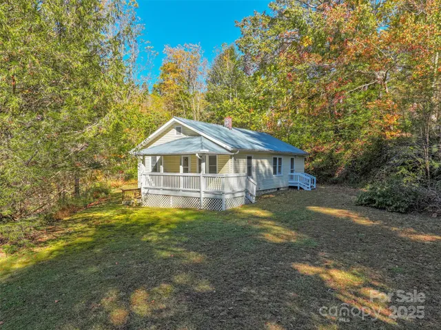 $275,000 | 96 Thompson Road, Spruce Pine, NC 28777