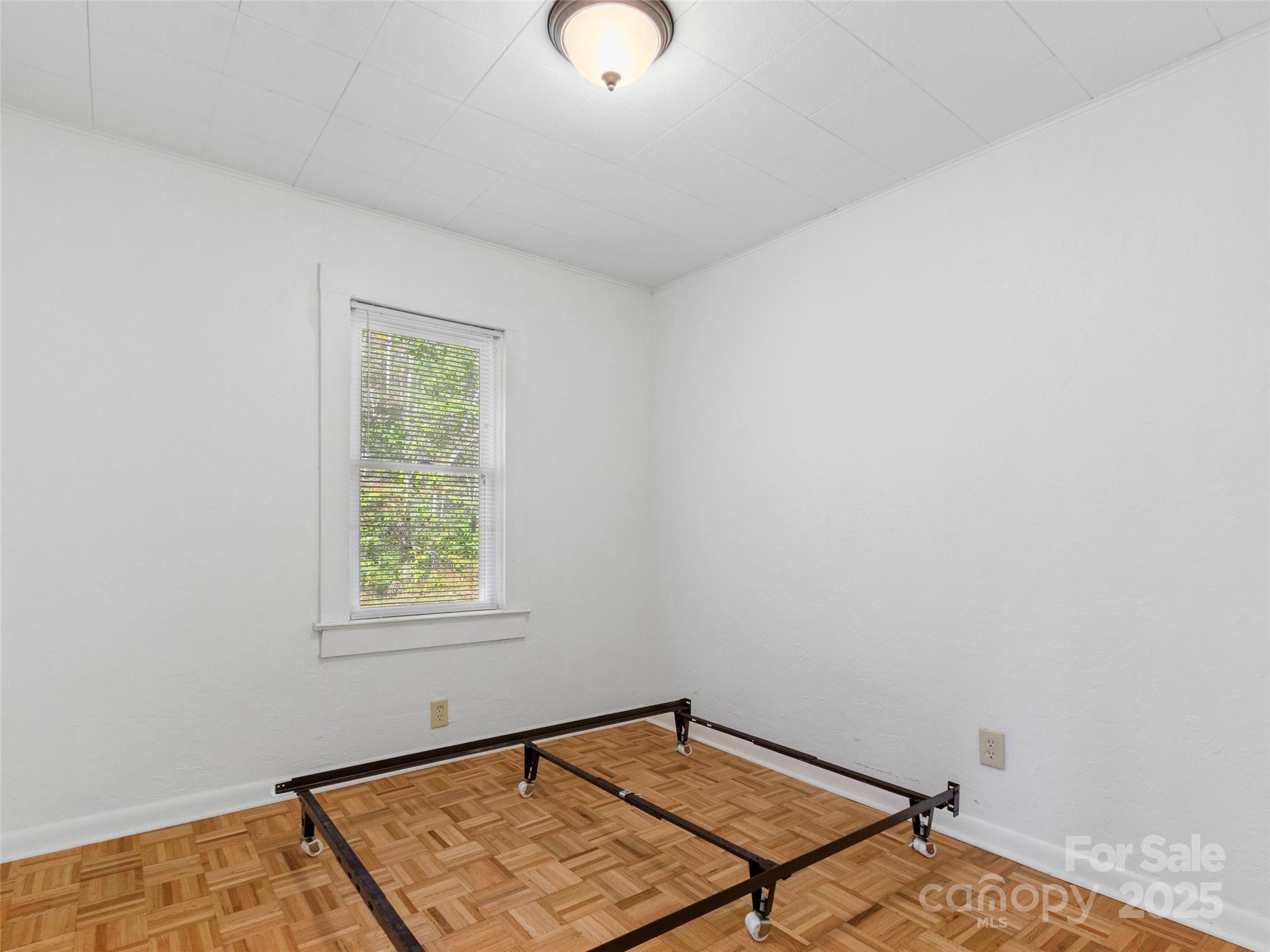 96 Thompson Road Spruce Pine, NC 28777 - Photo 21 of 34