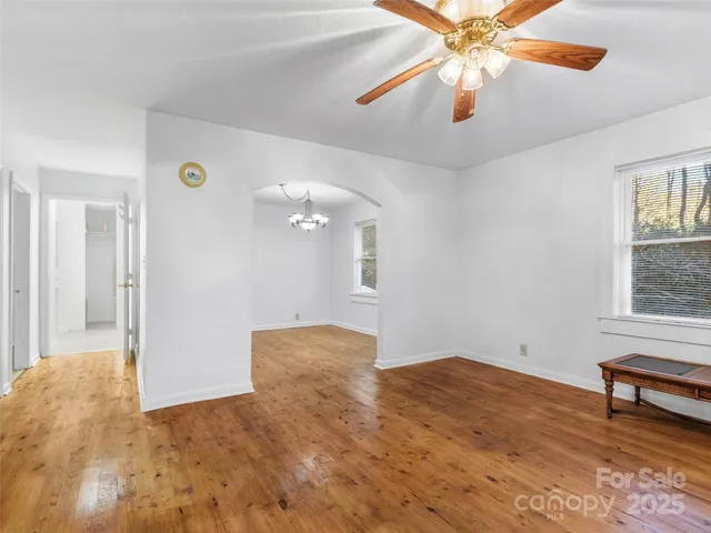 $275,000 | 96 Thompson Road, Spruce Pine, NC 28777