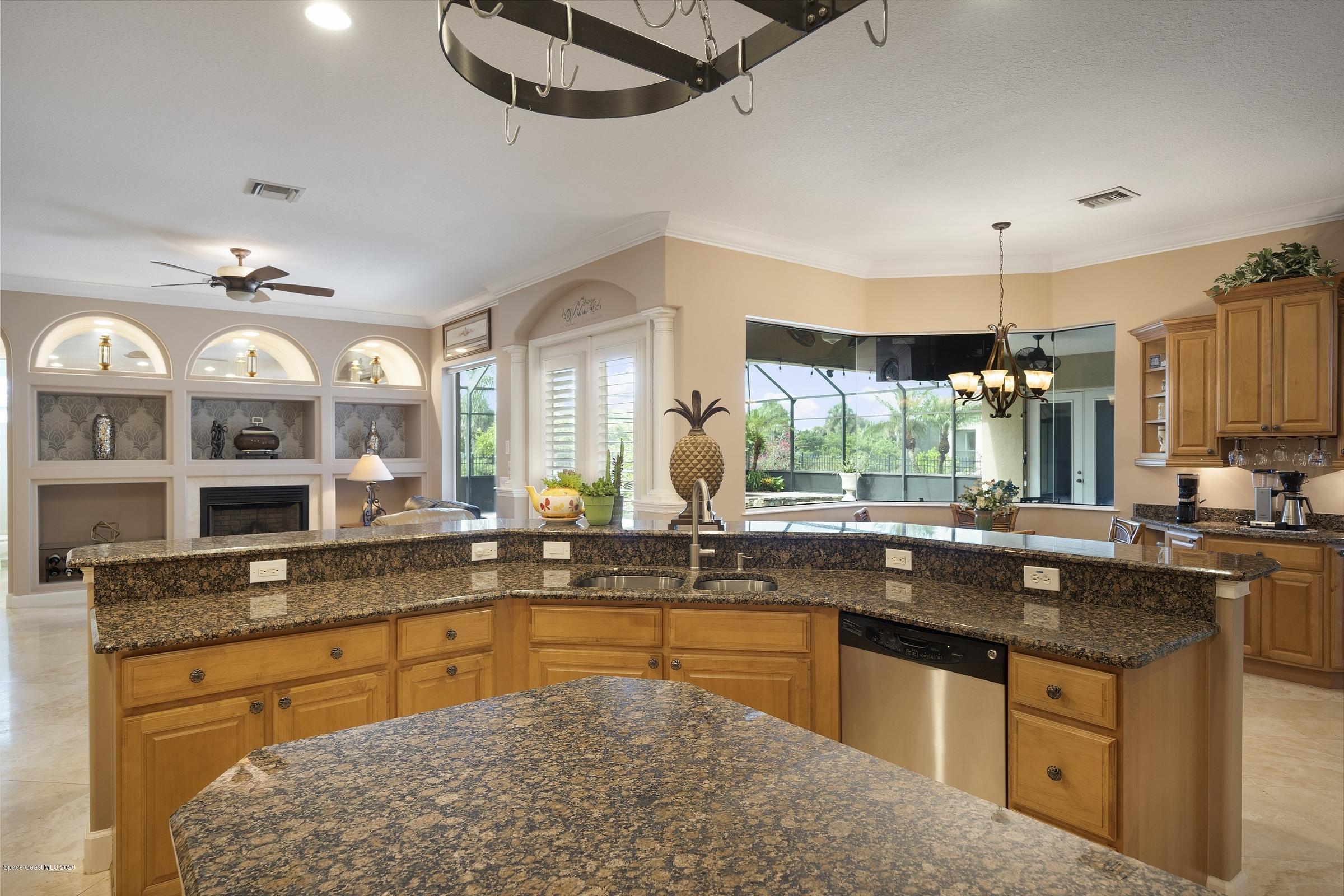 4085 Waterloo Place Melbourne, FL 32940 - Photo 12 of 35 8.4 4085 Waterloo Place (29)