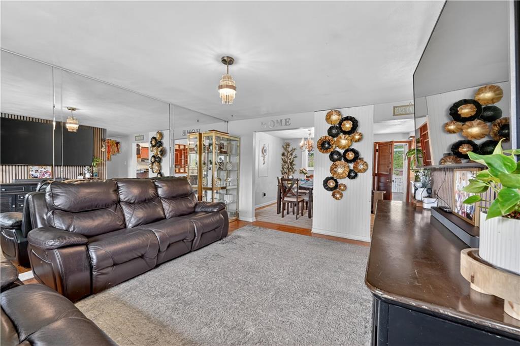 5164 Curry Road Pittsburgh, PA 15236 - Photo 7 of 37