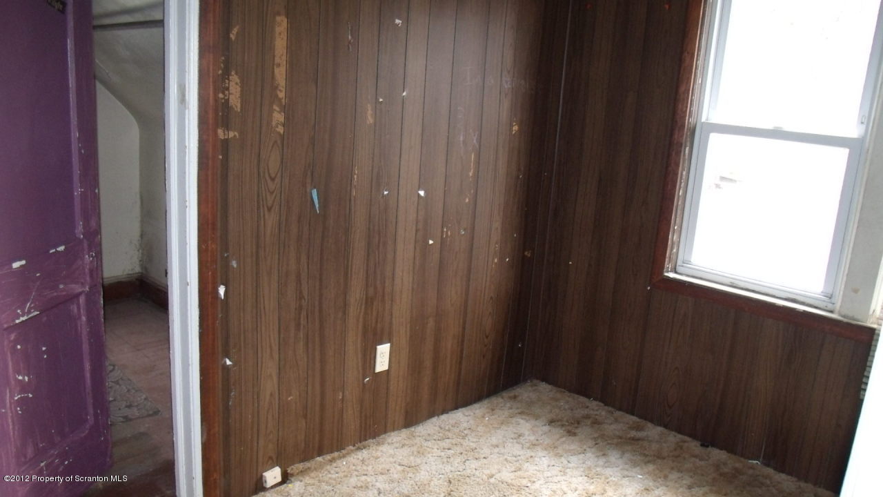 122 East Mountain Road Scranton, PA 18505 - Photo 7 of 12