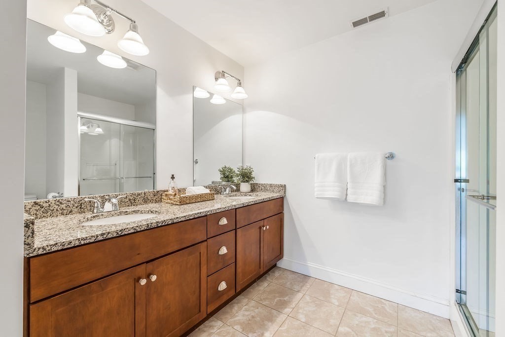 30 Webster Street, Unit 4 Needham, MA 02494 - Photo 19 of 28