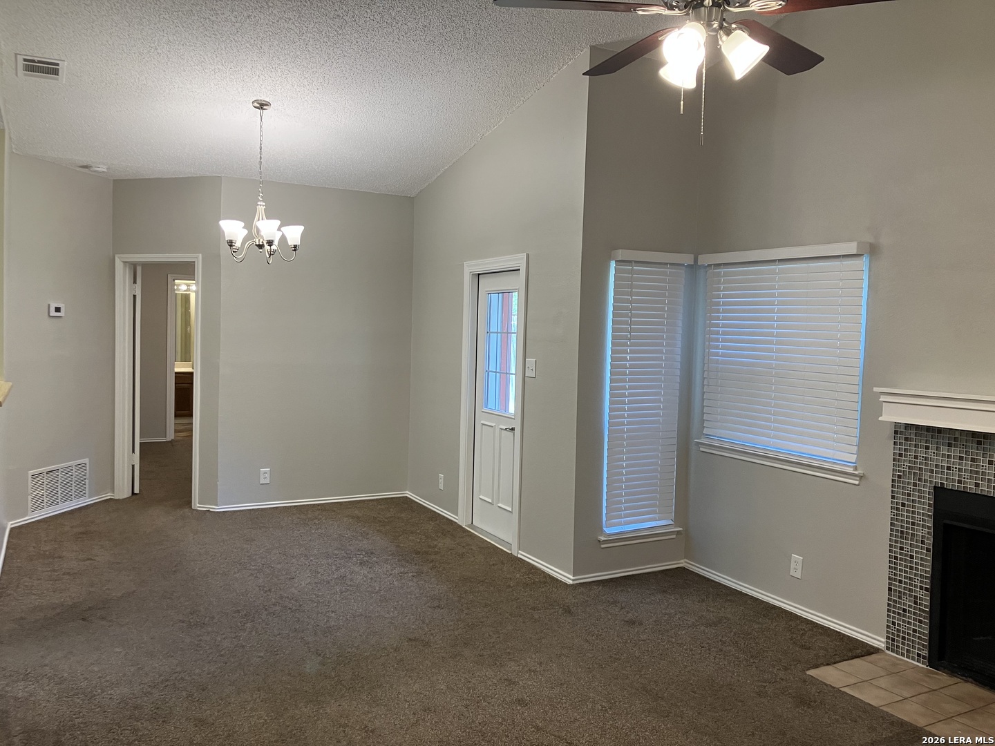 3411 Ridge Country Street San Antonio, TX 78247 - Photo 4 of 9