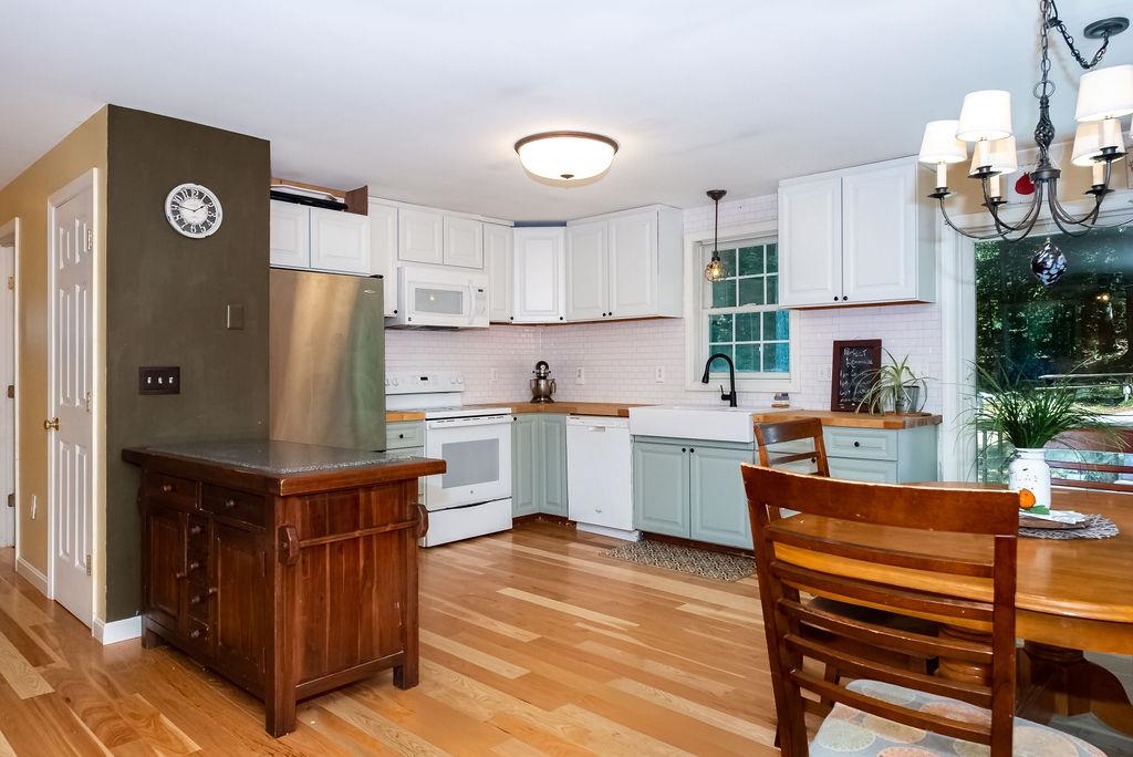 167 Berry River Road Barrington, NH 03825 - Photo 11 of 32