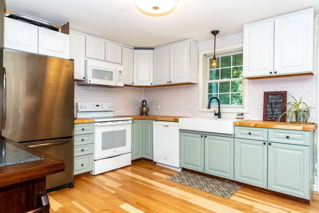 167 Berry River Road Barrington, NH 03825 - Photo 13 of 32