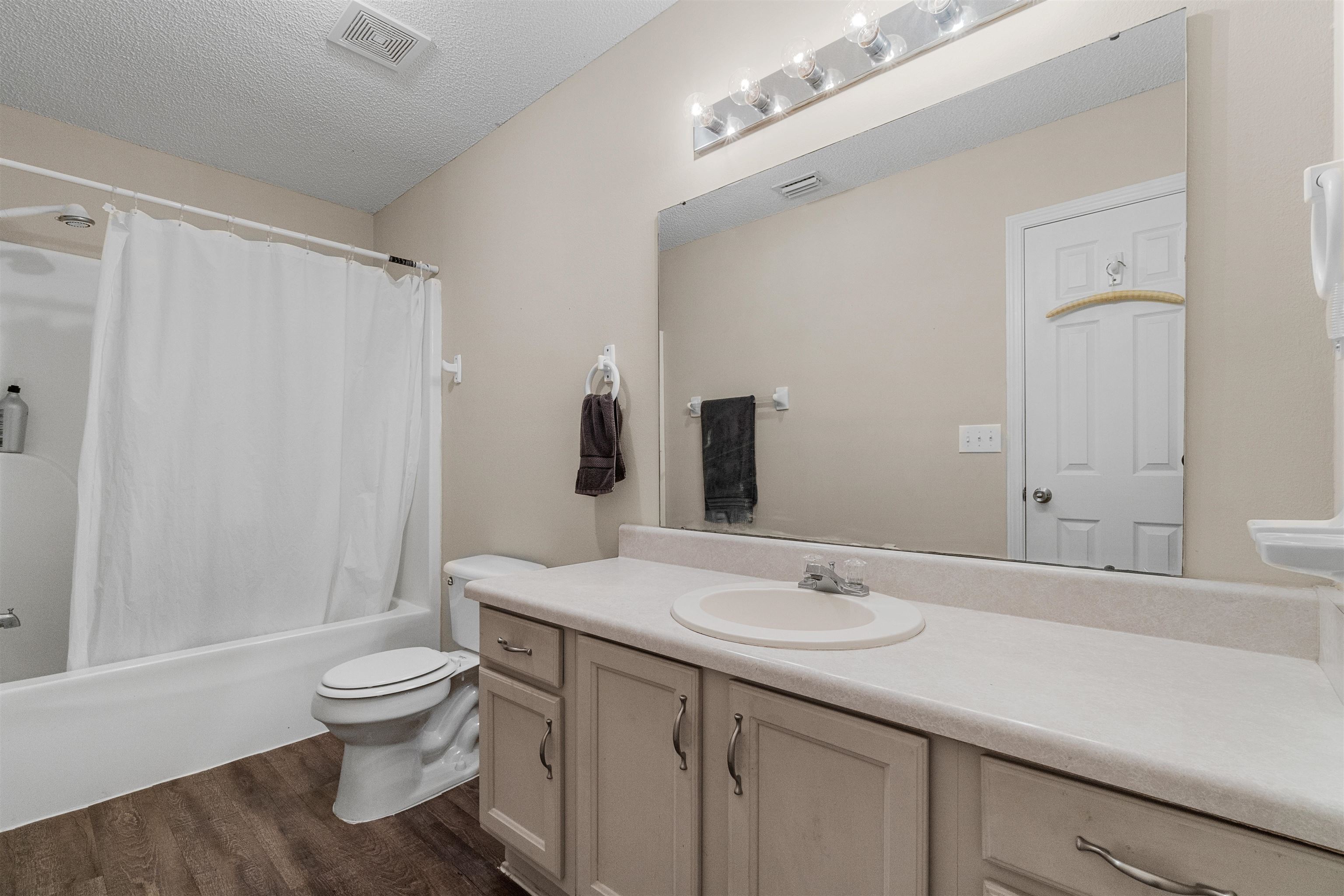 13276 Labradors Run Foley, AL 36535 - Photo 12 of 21