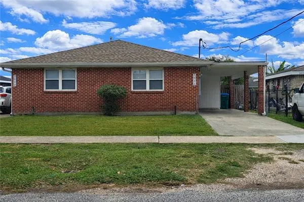 $1,325 | 3022 Phoenix Street, Kenner, LA 70065