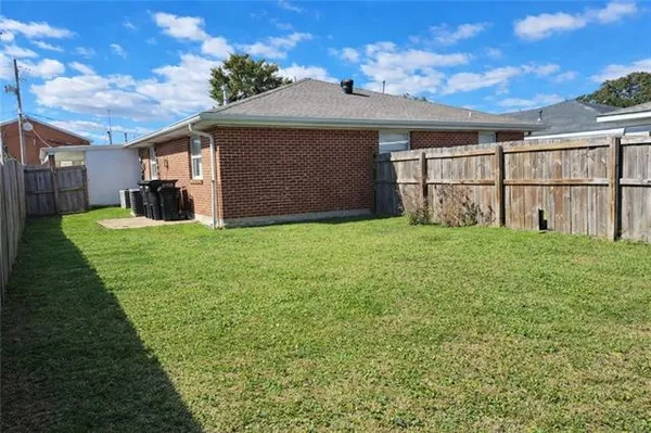 $1,325 | 3022 Phoenix Street, Kenner, LA 70065